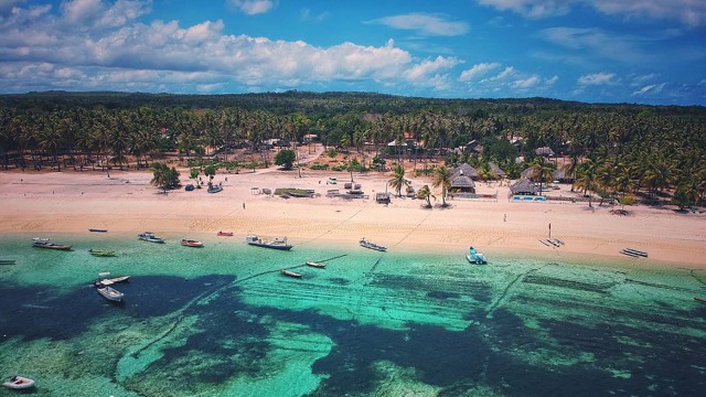 Wisata di Rote (Foto: Instagram @rohmaneo)