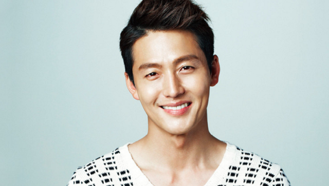 Aktor Lee Jung-jin. (Foto: Soompi)