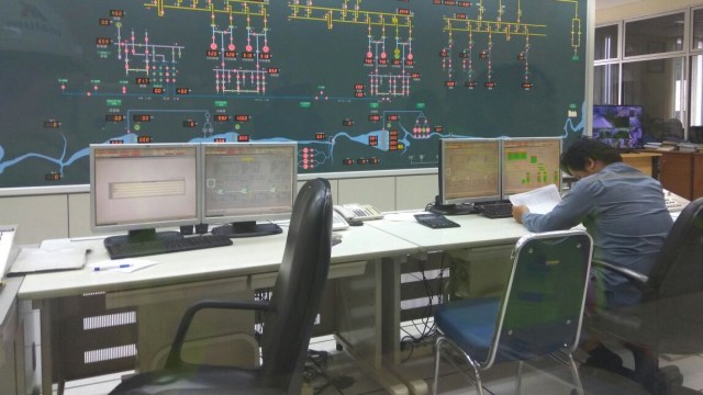 Ruang MCR PLTA PT Inalum (Foto: Wendy Saputro/kumparan)