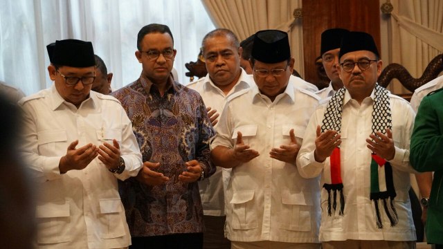 Doa bersama di kediaman Prabowo Subianto (Foto: Jamal Ramadhan/kumparan)
