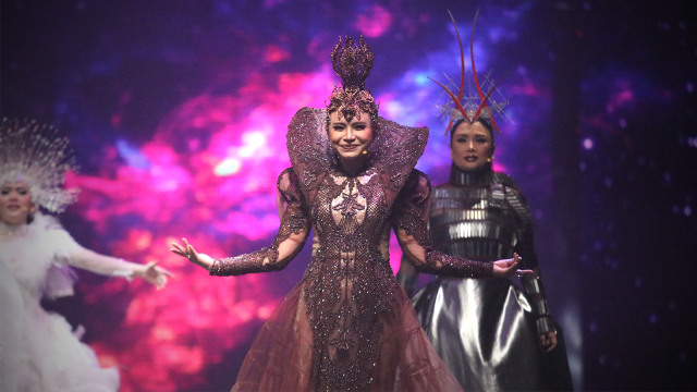 Fashion show EQUILIBRIUM Rinaldy Yunardi (Foto: Garin Gustavian Irawan/kumparan)