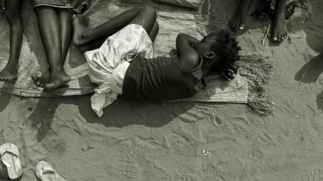 Ilustrasi anak kelaparan (Foto: AFP/John Wessels)