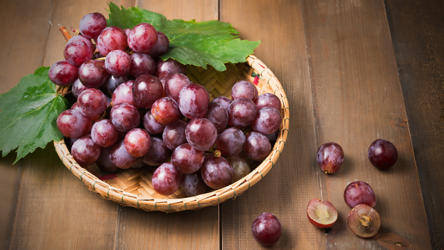 Buah anggur bisa menyehatkan jantung. (Foto: Thinkstock)