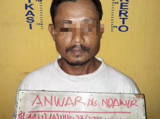 Jengkel, Istri Disabet Kabel Televisi