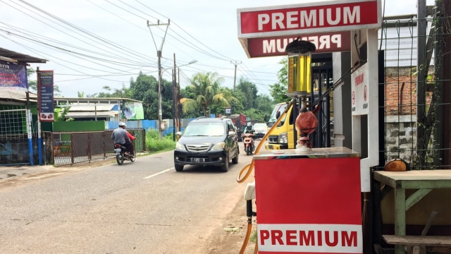 Pertamini di Bekasi  Foto: Yuana Fatwalloh/Kumparan