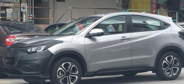 Bagian depan HR-V facelift (Foto: Paultan.org: Syazwan Ali)