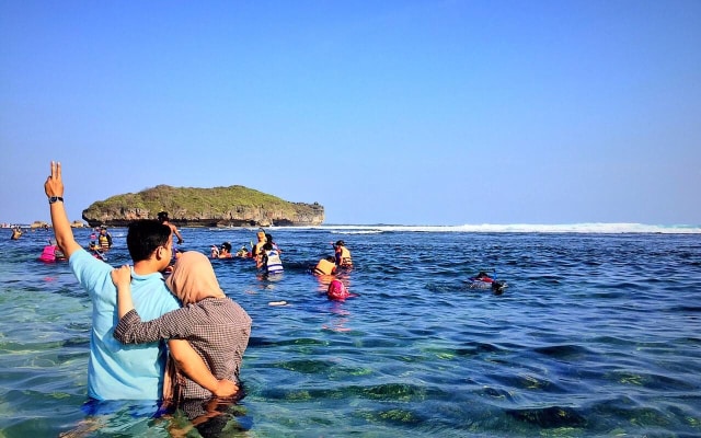 Panorama Pantai di Yogyakarta, Keindahan Hakiki Alam Indonesia (1)