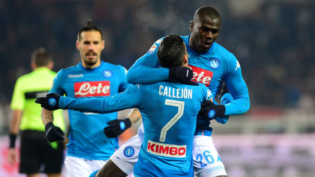 Koulibaly merayakan golnya. (Foto: REUTERS/Massimo Pinca)