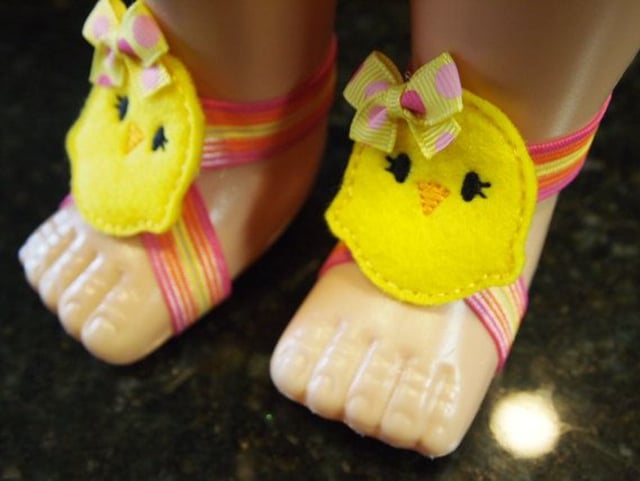 Anak Ayam dan Bayi Manusia