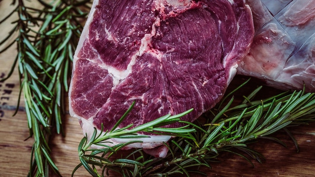 Ilustrasi daging (Foto: Unsplash)