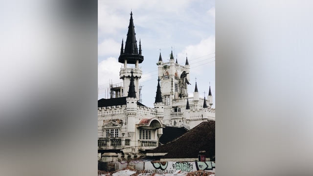 Rumah di Yogyakarta Mirip Bangunan Disneyland (Foto: Nugroho Arie Mukti)