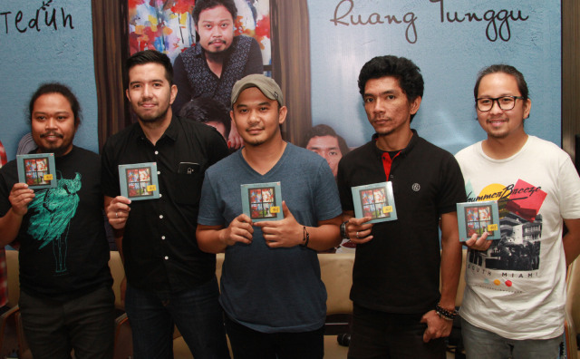Payung Teduh (Foto: Munady Widjaja)