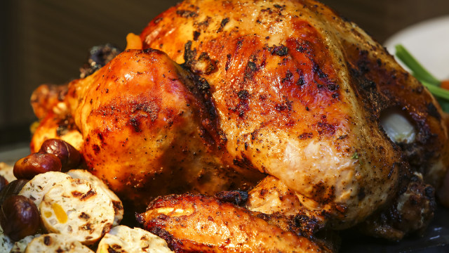 Daging kalkun panggang sajian khas Natal (Foto: Thinkstock)