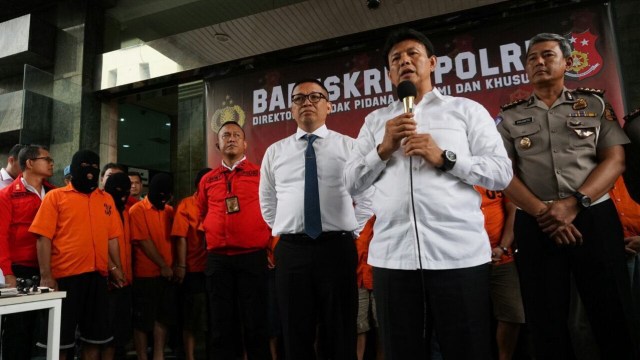 Polisi ungkap kasus pemalsuan uang dan dokumen (Foto: Fanny Kusumawardhani/kumparan)