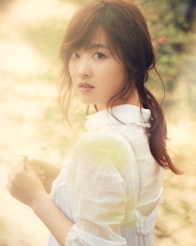 Park Bo Young dan Fans Saling Menguatkan Melalui V Live