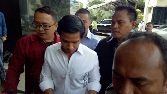 Rheza Herwindo, putra Setya Novanto di KPK (Foto: Aprilandika Pratama/kumparan)