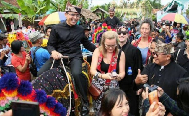Azwar Anas Berhasil Konsolidasikan Birokrasi (1)