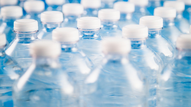 Kemasan air mineral (Foto: thinkstock)