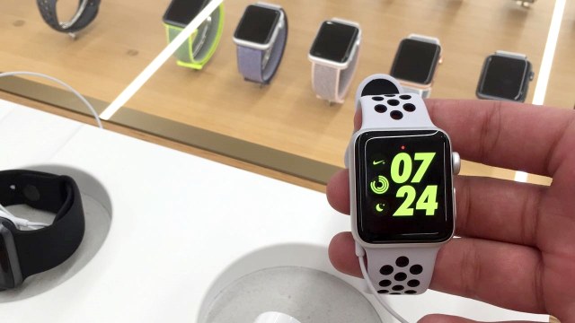 Apple Watch Series 3. (Foto: Astrid Rahadiani Putri/kumparan)