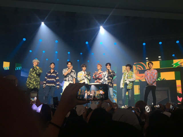 KELILING JAKARTA KEJAR IDOLA PAKAI TIKET.COM!