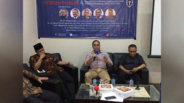 Guru Besar Hukum Internasional UI Hikmahanto J. (Foto: Ricad Saka/kumparan)