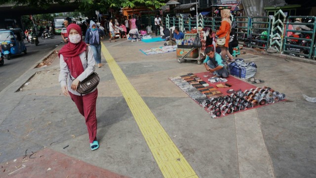 Trotoar Tanah Abang (Foto: Helmi Afandii/kumparan)