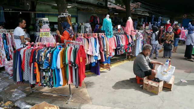 Trotoar Tanah Abang