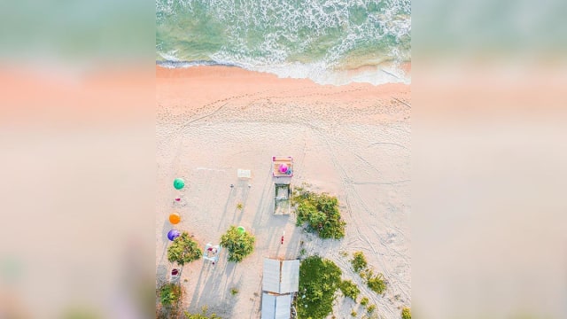 Pantai Lampuuk Aceh (Foto: Instagram @explorebandaaceh)