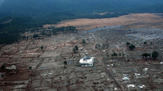 Tsunami Aceh (Foto: Wikipedia)