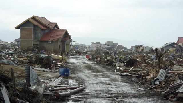 Tsunami Aceh (Foto: Wikipedia)