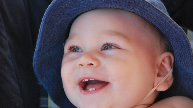 Tips menghadapi anak rewel ketika tumbuh gigi (Foto: Pixabay)