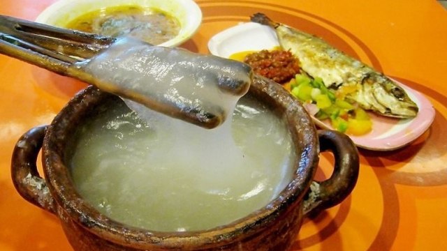 Papeda, makanan pokok di Papua (Foto: Instagram @ayojalantour)