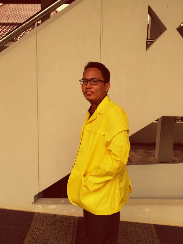 PENGARUH LITERASI TERHADAP PERILAKU SANTRI DALAM MENGELOLA KEUANGAN