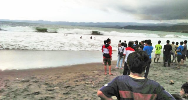 Belum Ditemukan, Bocah Sembilan Tahun Terseret Ombak Laut Palabuhanratu