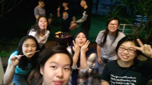 BBQ bareng BFF biar KEKINIAN kaya Kids Jaman Now