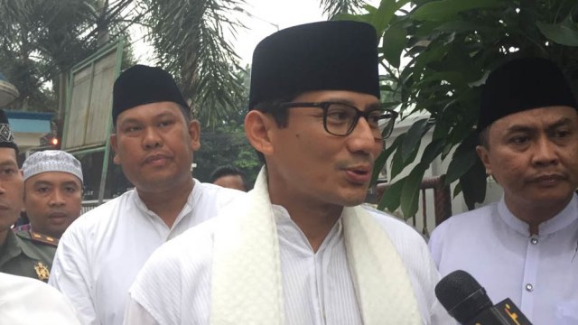 Sandiaga Uno di Masjid Al Ikhlas Jati Padang (Foto: Moh Fajri/kumparan)