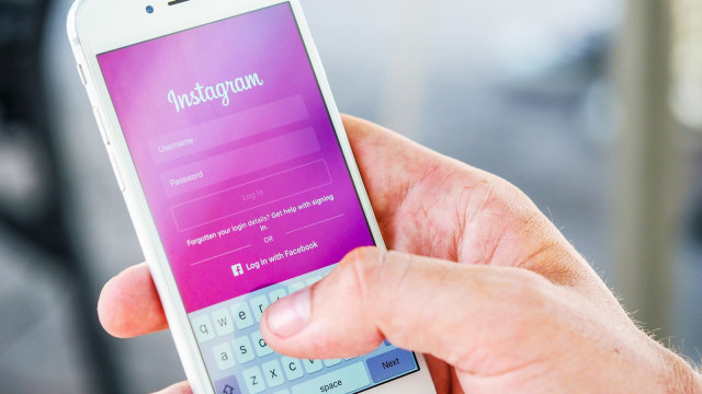 Kecanduan media sosial memicu mental buruk (Foto: Pexels)