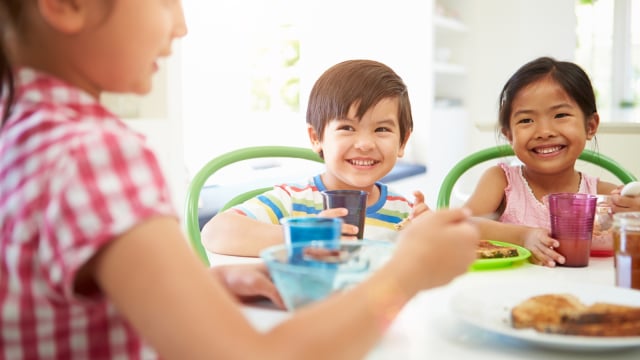 Ciptakan lingkungan menyenangkan untuk anak (Foto: Thinkstock)