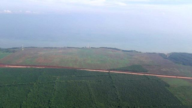 Pembangunan proyek tol Gringsing (Foto: Fadjar Hadi/kumparan)