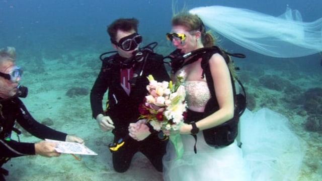 Thomas dan Sandra (Foto: Reuters/Handout)