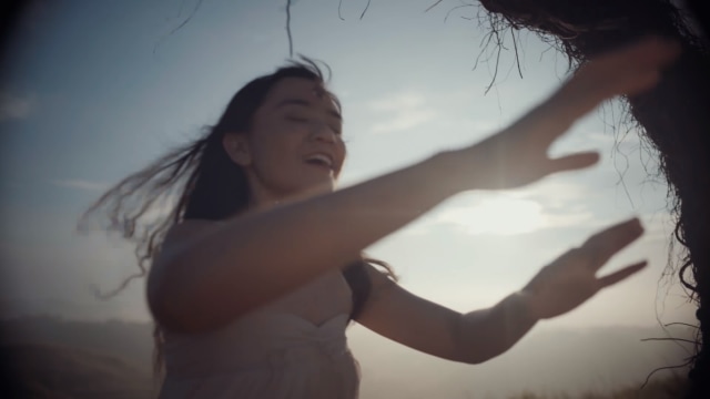 Elda Suryani itu Gila (1)