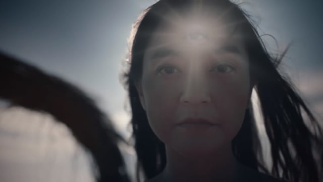 Elda Suryani itu Gila (3)