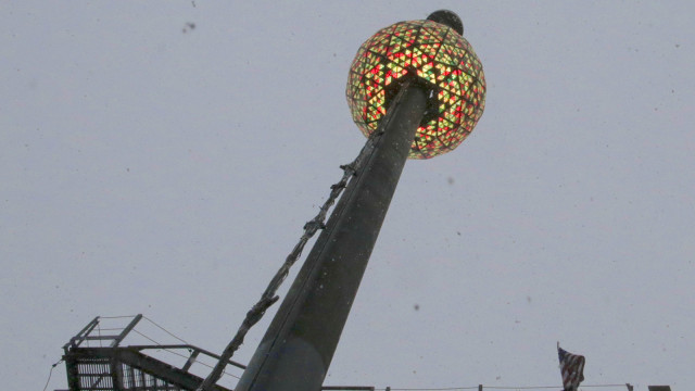 Bola kristal Times Square terbaru. (Foto: Reuters/Eduardo Munoz)