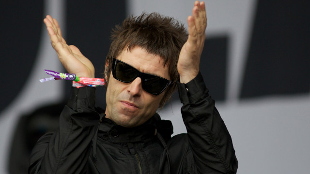 Liam Gallagher dari masa ke masa. (Foto: AFP/Andrew Cowie)