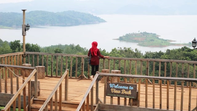 View Deck di Jatigede, Sumedang (Foto: ranadiana09)