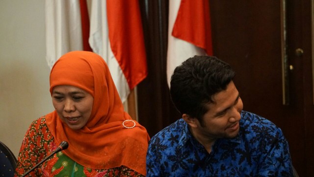 Khofifah Indar Parawansa dan Emil Dardak. (Foto: Fanny Kusumawardhani/kumparan)