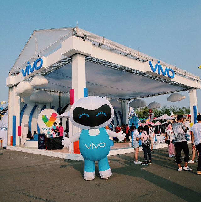 Capai Rekor Produksi di Tahun 2017,  Vivo Kukuhkan Posisi 5 Besar Smartphone di Indonesia (2)