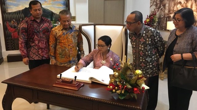 Retno Marsudi bertemu Rodrigo Duterte (Foto: Dok. Kemlu)