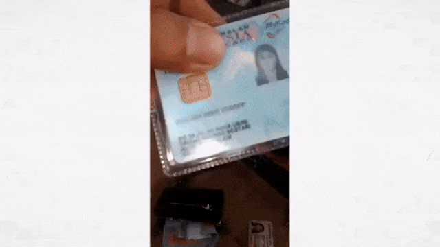 Penjual buah menemukan uang RM 3 ribu. (Foto: Facebook Zakaria Md Shariff)