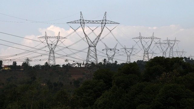 Transmisi listrik (ilustrasi). (Foto: Dok. PLN)